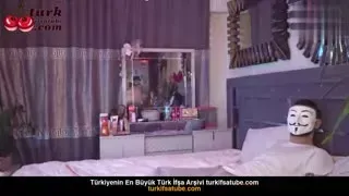 Alicya Otel Odasında Sakso ile Müşteriyi Memnun Etti