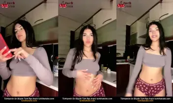 Güzel Türk Bayan Üvey Abla Kül Kedisi Gösterisi