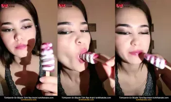 Tango Nude Bayan Sakso İkna Etti