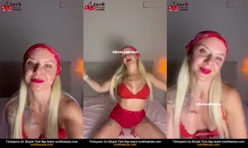 Yeni kırmızı jartiyerle gece ifşa videosu